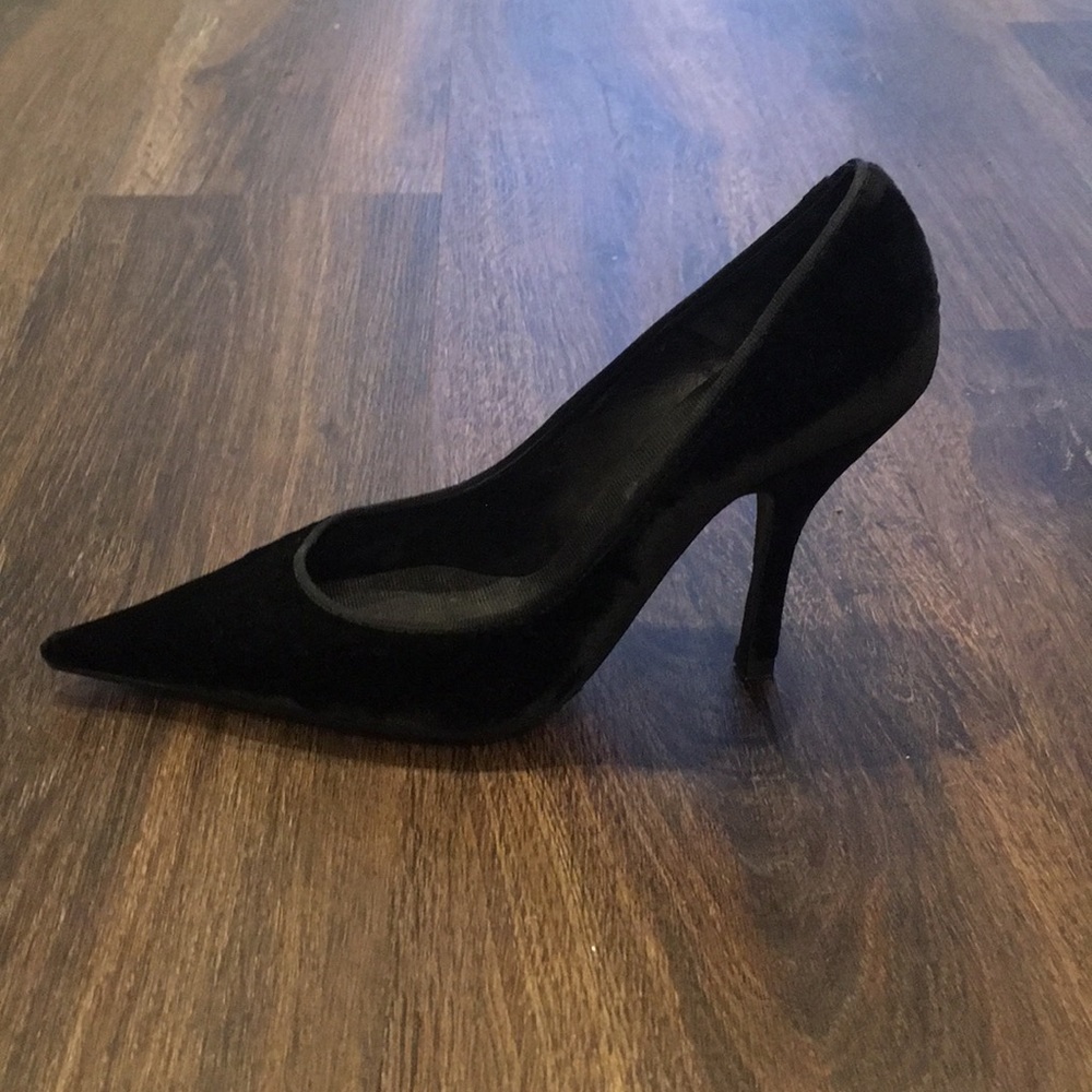 Lanvin velvet stiletto